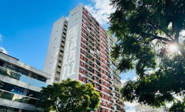 DEPARTAMENTO VENTA TRES AMBIENTES  ESCRITORIO COCHERA CUBIERTA