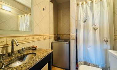 DEPARTAMENTO VENTA TRES AMBIENTES  ESCRITORIO COCHERA CUBIERTA