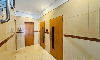 DEPARTAMENTO VENTA TRES AMBIENTES  ESCRITORIO COCHERA CUBIERTA