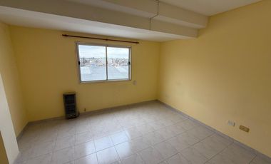 DEPARTAMENTO EN ALQUILER SOBRE AVENIDA