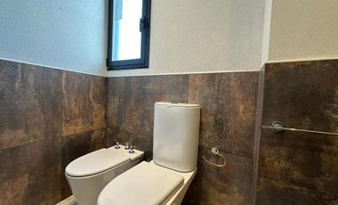 Casa en venta - 5 Dormitorios 2 Baños - Pinamar
