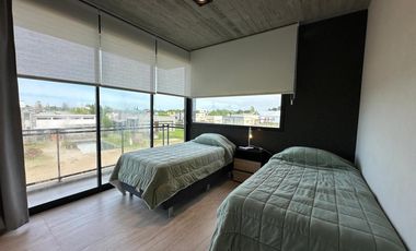 Casa en venta - 5 Dormitorios 2 Baños - Pinamar