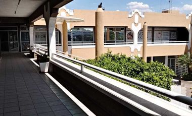 Querétaro. Oficina en Venta. Plaza Comercial Alamos