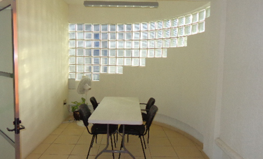 Querétaro. Oficina en Venta. Plaza Comercial Alamos