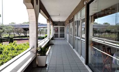 Querétaro. Oficina en Venta. Plaza Comercial Alamos