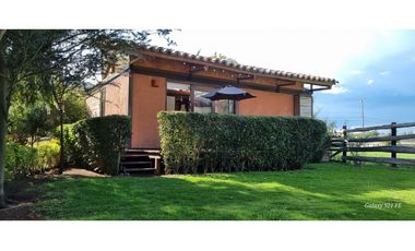 ALQUILER CABAÑA SUITE (2P) POR DIAS EN  Iza Boyacá