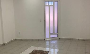 Local comercial 30 m2 sobre avenida principal, San Cristobal Ecatepec