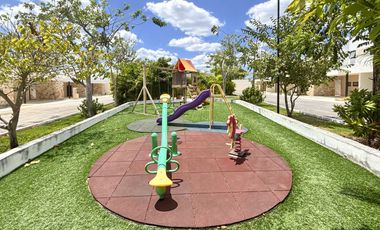 Casa en venta en Verna Conkal en Mérida de 2 plantas 3 recámaras equipada