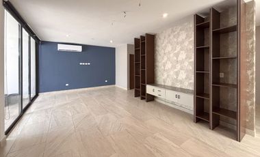 Casa en venta en Verna Conkal en Mérida de 2 plantas 3 recámaras equipada