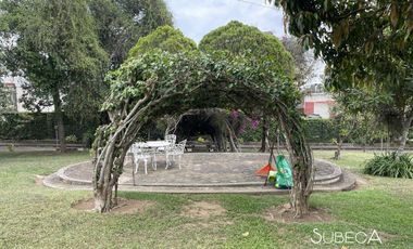 En Renta, Amplio Terreno de 4,500 m2, con doble frente zona comercial Trancas