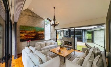 Casa Campestre en Parcelación La Ceja