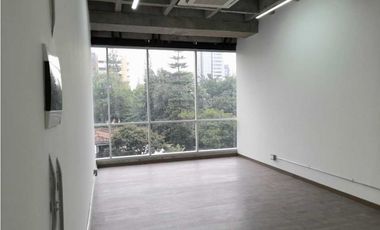 Venta oficina para estrenar Poblado Campestre DL 8974148