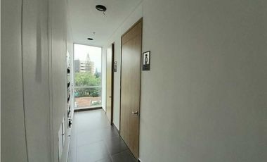 Venta oficina para estrenar Poblado Campestre DL 8974148