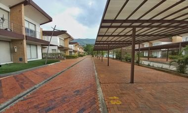 Maat Vende Apartamento Condominio-Villeta 73m2 $360Millones