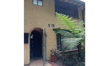 VENDO CASA SANTA BARBARA CAR 4 USAQUEN SANTA ANA