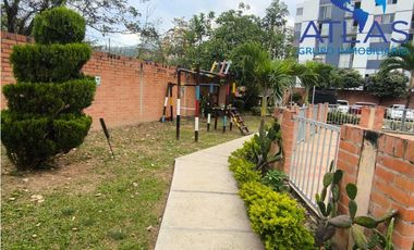 VENTA DE CASA  EN CAÑAVERAL CONJUNTO CERRADO FLORIDABLANCA COD:840