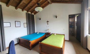 Casa en Arriendo Loma del Escobero Envigado