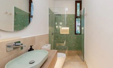 VENTA espectacular CASA en Las Palmas con jacuzzi y vista a la ciudad.