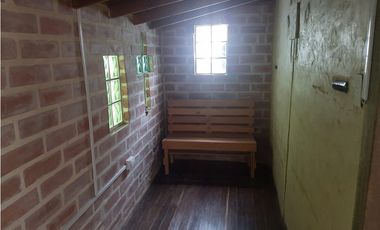 ARRIENDO CASA CAMPESTRE EN SABANETA SECTOR LOMA DE SAN JOSE