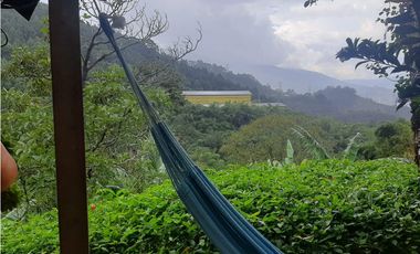 ARRIENDO CASA CAMPESTRE EN SABANETA SECTOR LOMA DE SAN JOSE