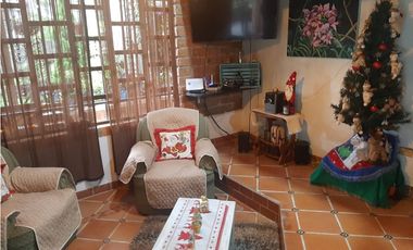 ARRIENDO CASA CAMPESTRE EN SABANETA SECTOR LOMA DE SAN JOSE