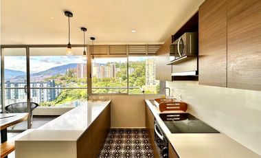 Espectacular apartamento remodelado Loma del indio