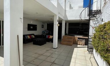 CASA CON DOBLE TERRENO EN CONJUNTO PALMAS DE MALLORCA, SOLEARES , MANZANILLO
