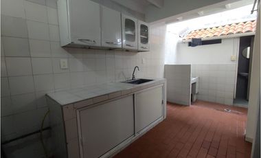 ARRIENDO CASA EN FLORIDABLANCA – TARRAGONA