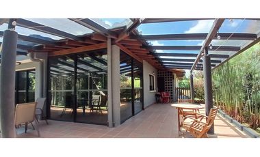 ¡Arriendo Casa Campestre en Envigado, El Escobero! 2 Niveles