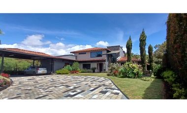 ¡Arriendo Casa Campestre en Envigado, El Escobero! 2 Niveles