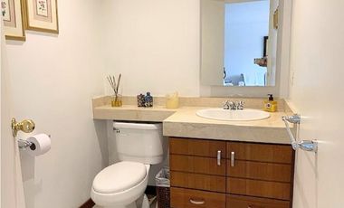 Venta casa en Medellín, El Poblado - Los González.