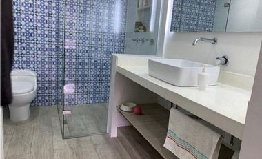 Venta casa en Medellín, El Poblado - Los González.
