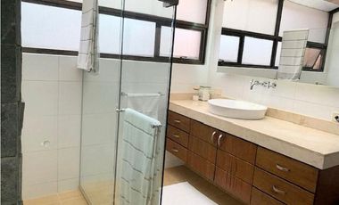Venta casa en Medellín, El Poblado - Los González.