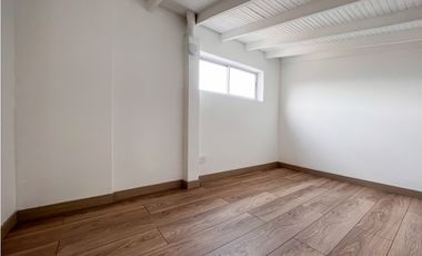 Apartamento para la venta en Laureles sector santa Gema