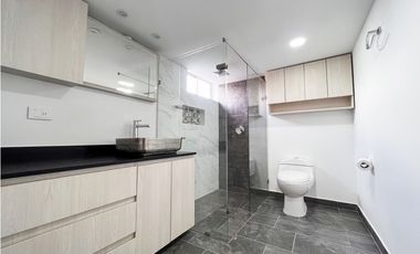 Apartamento para la venta en Laureles sector santa Gema