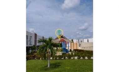 CASA EN CONDOMINIO CON PISCINA RICAURTE