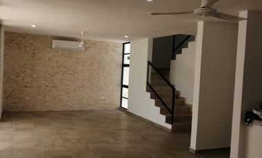 CASA EN RENTA EN PRIVADA EN ZONA COUNTRY