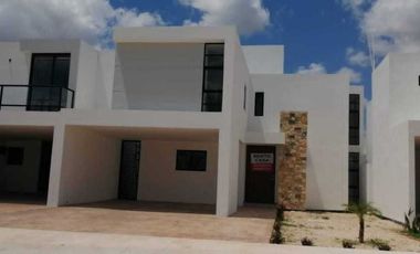CASA EN RENTA EN PRIVADA EN ZONA COUNTRY