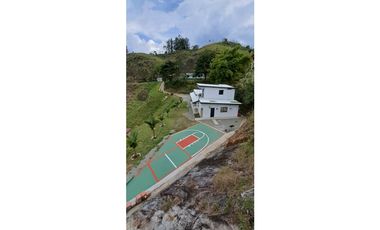 Casa Lote en Venta en Guatape