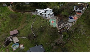 Casa Lote en Venta en Guatape