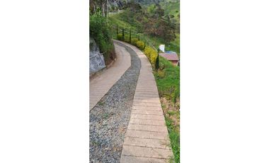 Casa Lote en Venta en Guatape