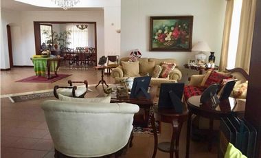 CASA INDEPENDIENTE EN VENTA EN RIOMAR