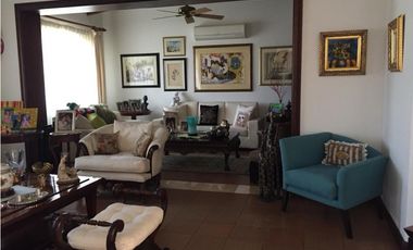 CASA INDEPENDIENTE EN VENTA EN RIOMAR