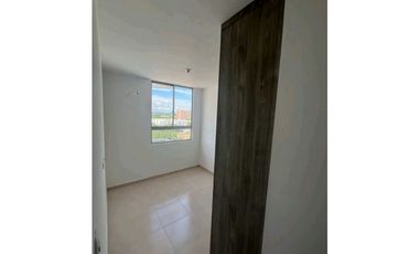SE ARRIENDA APARTAMENTO EDF. MONTEVIDEO