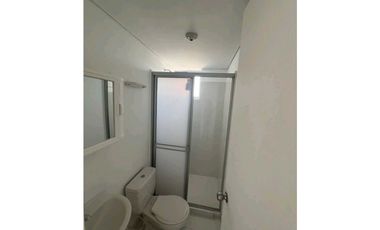SE ARRIENDA APARTAMENTO EDF. MONTEVIDEO