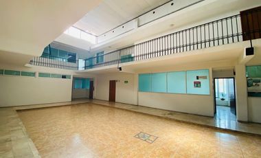 EDIFICIO EN VENTA 1,600M2 EN TOLUCA