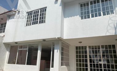 CASA EN RENTA EN  CLUB DE GOLF SAN CARLOS, METEPEC