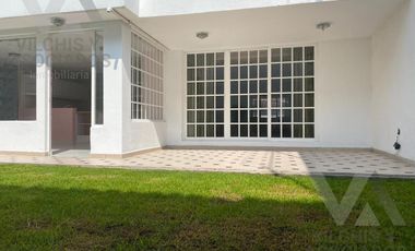 CASA EN RENTA EN  CLUB DE GOLF SAN CARLOS, METEPEC