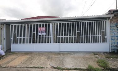 VENTA DE CASA EN VILLAS DEL ESTE TOCUMEN