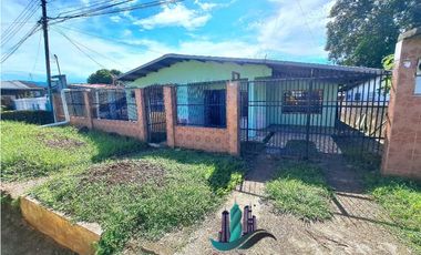 VENDO.2 CASAS + 1 APARTAMENTO VIA AEROPUERTO.DAVID